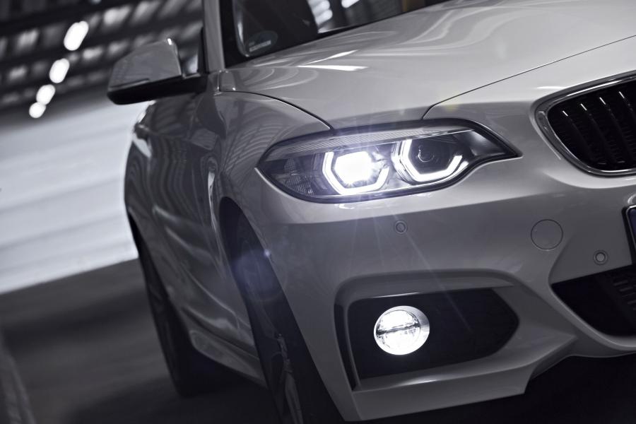 Детали экстерьера BMW 220d Convertible M Sport Package 2016 года  (WW) (фото 48 из 65)